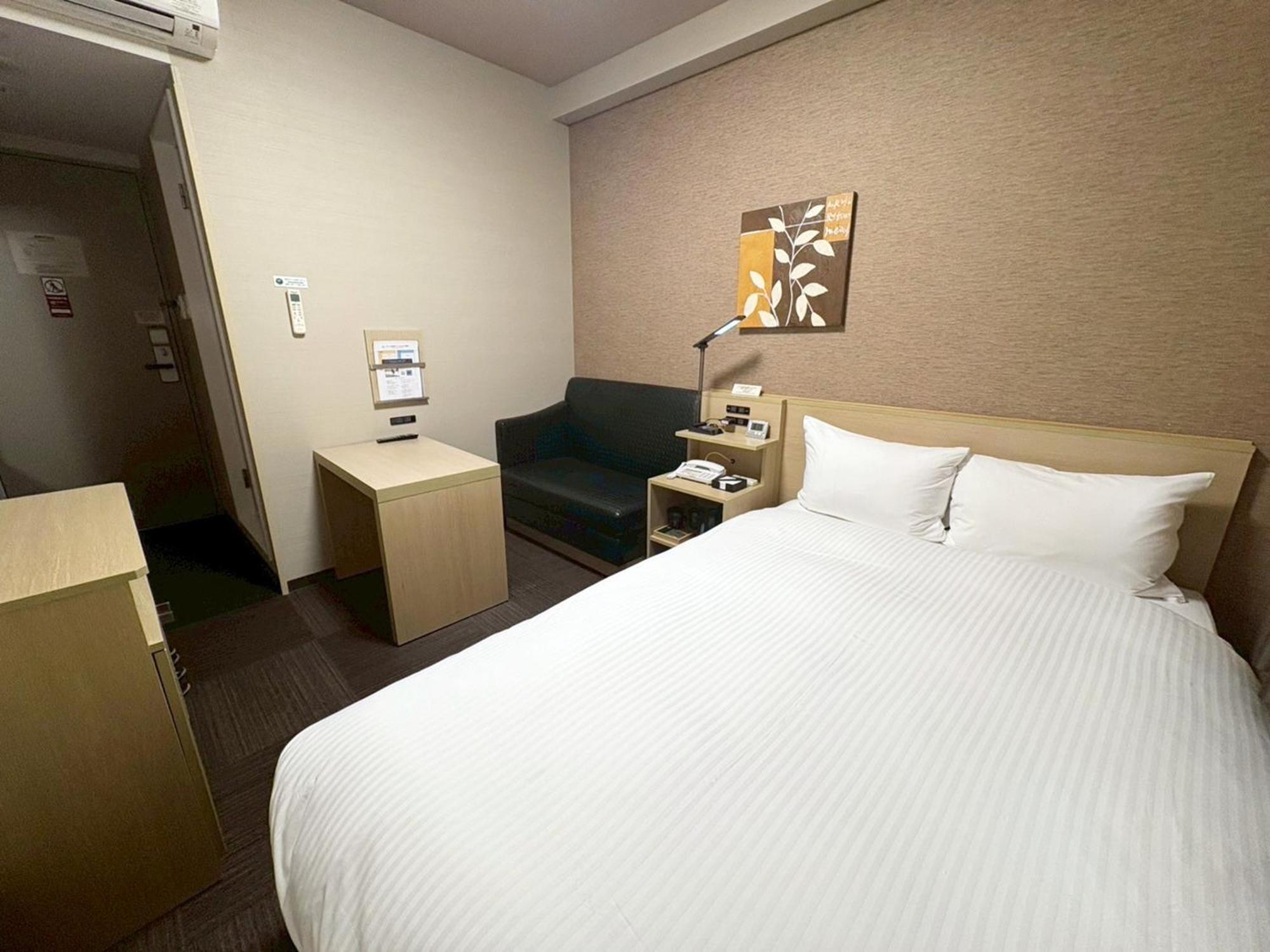 Hotel Route-Inn Higashihiroshima Saijo Ekimae Екстериор снимка